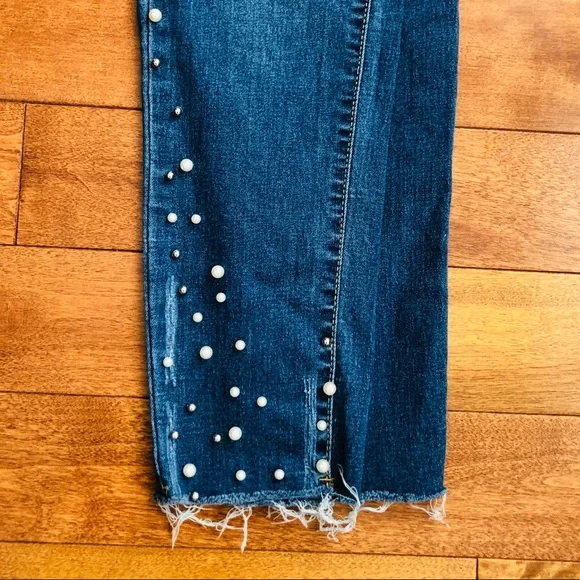 Skinny Jeans with pearls Size Large - Picture 7 of 9